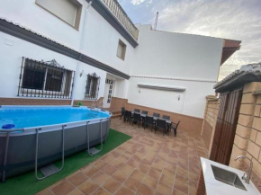 Fantastic Rural House in Montillana with swimming pool